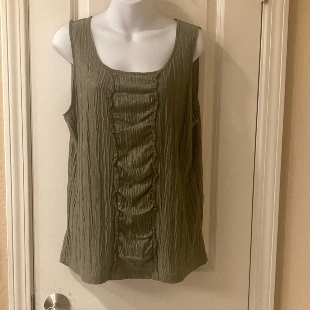 CHICO’S Size 2 / US 12 - OLIVE GREEN Sheered Front TANK with Gold Shimmer